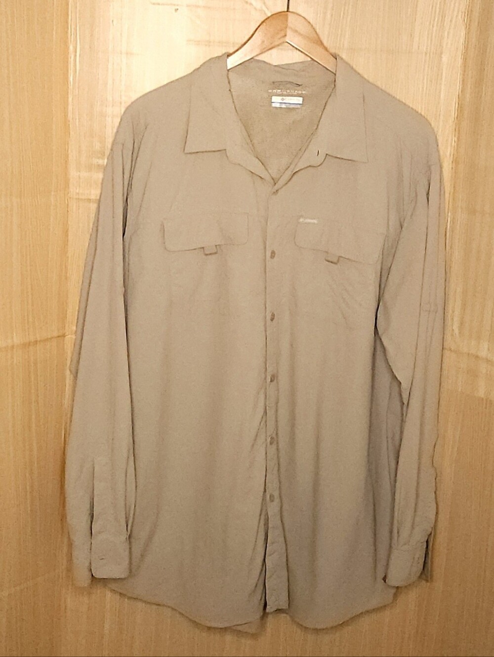 Columbia Omni Shade Sun Protection Men’s tan long sleeve button down 3XLT